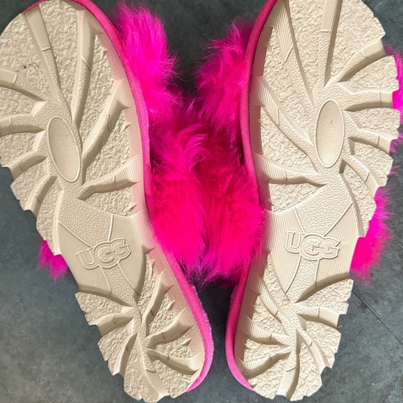 Ugg furry slides - Picture 3 of 7